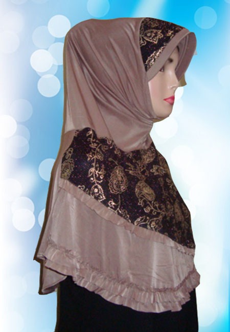 Hijab Instant Coklat ( Samping )